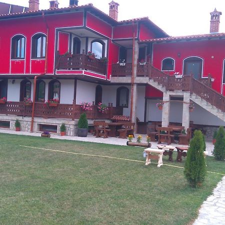 Guest House H Dzhogolanov Kopriwschtiza Exterior foto