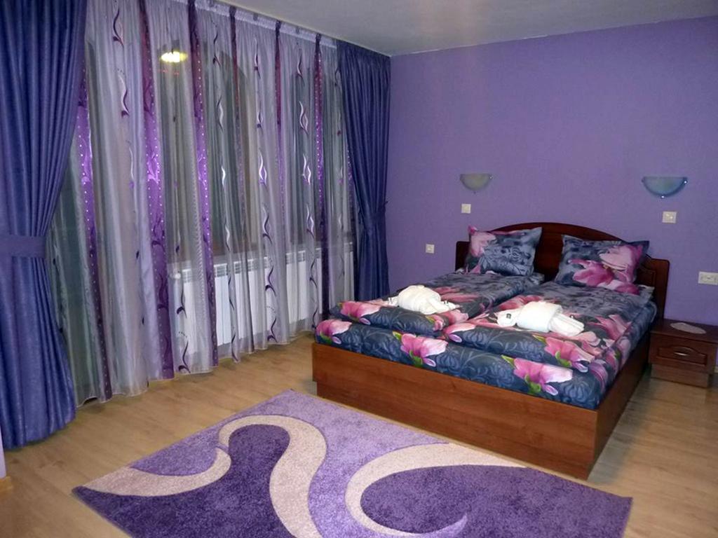 Guest House H Dzhogolanov Kopriwschtiza Zimmer foto