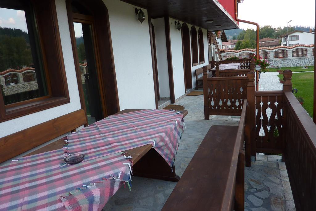 Guest House H Dzhogolanov Kopriwschtiza Exterior foto