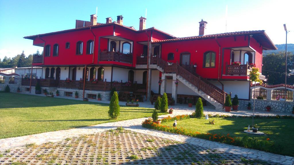 Guest House H Dzhogolanov Kopriwschtiza Exterior foto