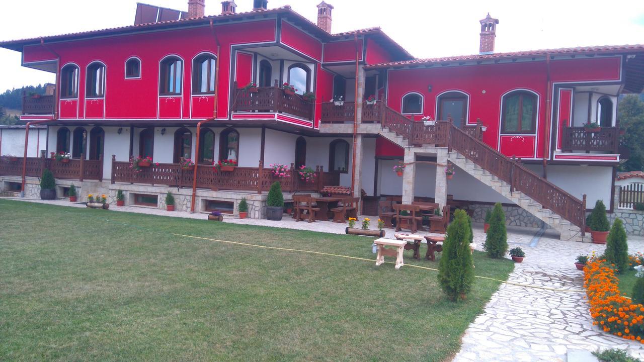 Guest House H Dzhogolanov Kopriwschtiza Exterior foto