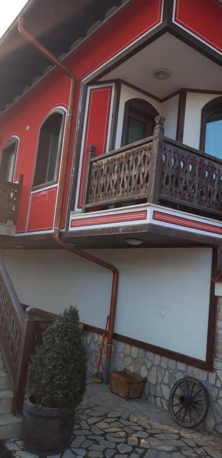 Guest House H Dzhogolanov Kopriwschtiza Exterior foto